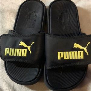boys puma slides